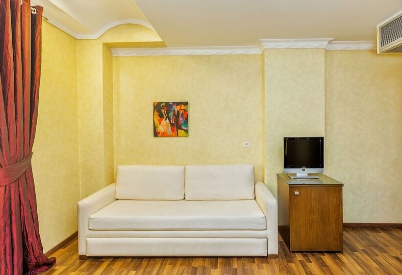 Номер Стандарт Трехместный, Egnatia