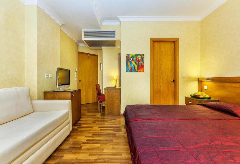 Номер Стандарт Трехместный, Egnatia