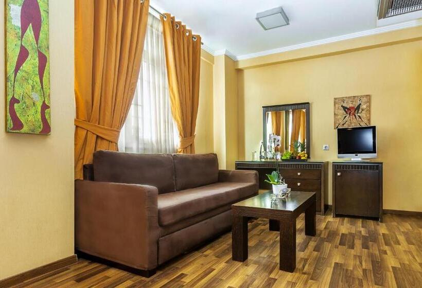 Четырехместный Номер Стандарт, Egnatia