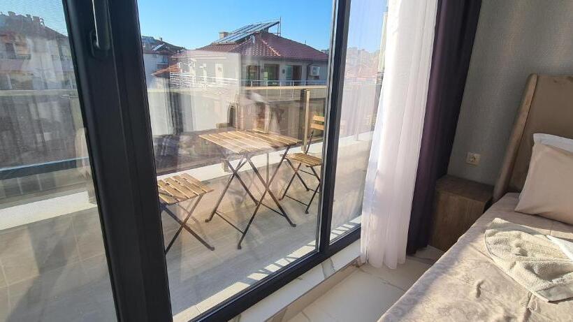 Номер Deluxe, Guesthouse Odesos