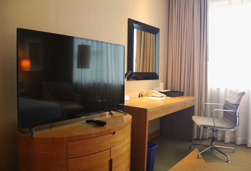 Номер Superior, Four Points By Sheraton Shenzhen