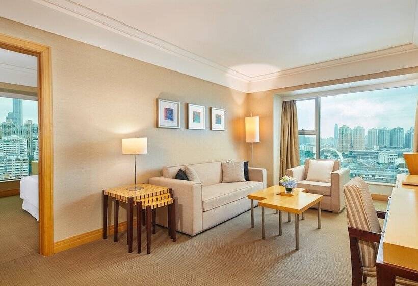 Люкс Superior, Four Points By Sheraton Shenzhen