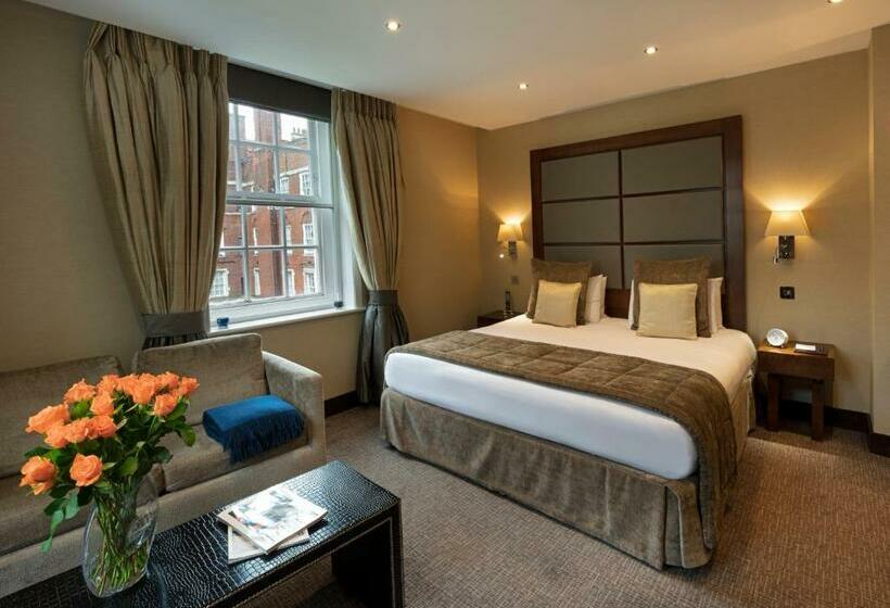 Номер Deluxe, Wellington Hotel By Blue Orchid