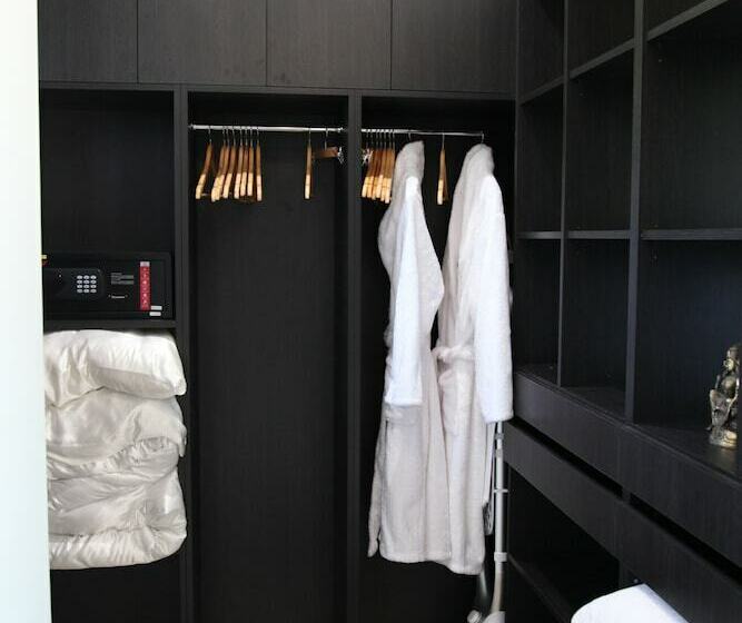 디럭스 방갈로, Jodhai Bai Retreat