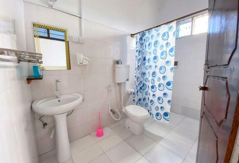 Трехместный Номер Deluxe, Max Hotel Nungwi