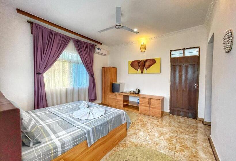 Номер Deluxe Кровать Кинг, Max Hotel Nungwi
