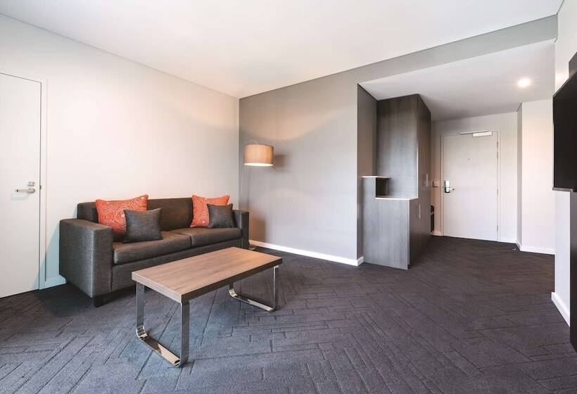 Люкс Премиум, Vibe Hotel Subiaco Perth