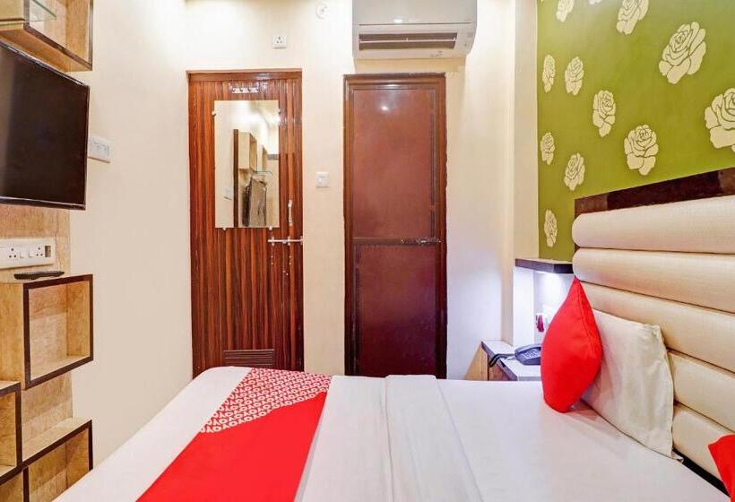 اتاق کلاسیک سه تخته, Collection O Hotel Shree Narayan Regency