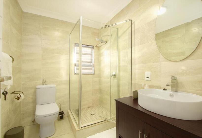 Президентский Люкс, Royal Hills Lodge And Spa