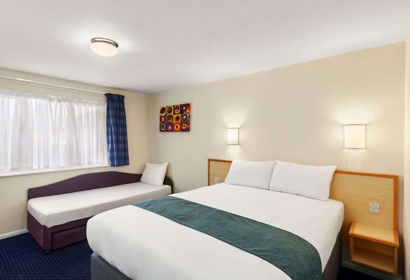Номер Стандарт, Days Inn Sutton Scotney South