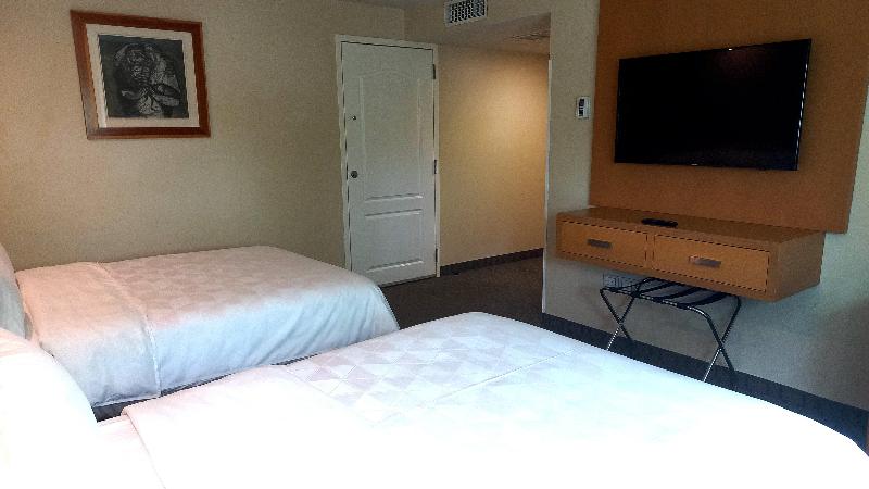 キングサイズベッドのスイートルーム, Holiday Inn Cuernavaca, An Ihg