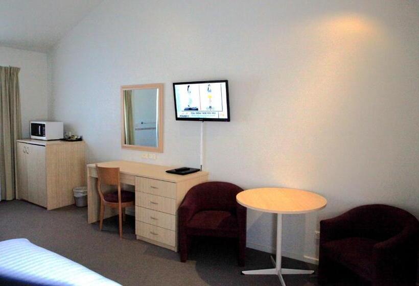 Номер Executive, Travellers Motor Village