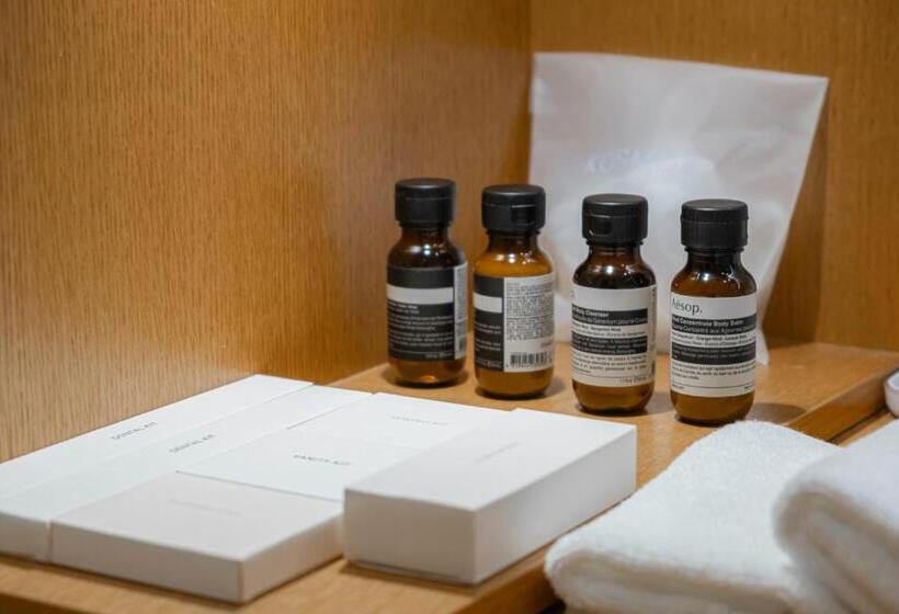 Номер Deluxe, 코스모스 울릉도 Kosmos Ulleungdo