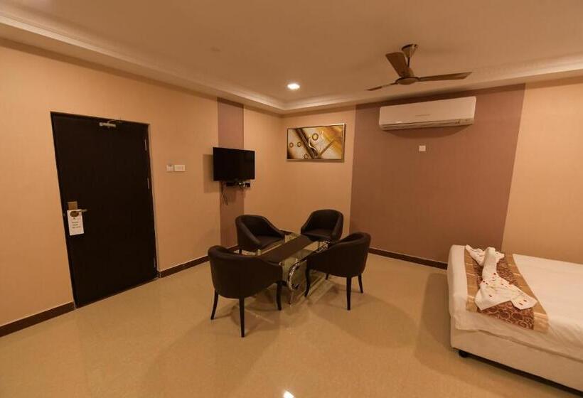 Family Suite, Sampath
