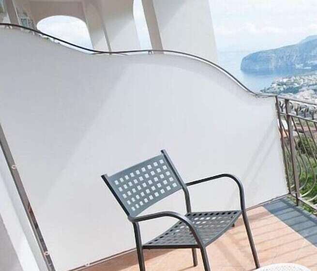 古典房间, La Vue D'or