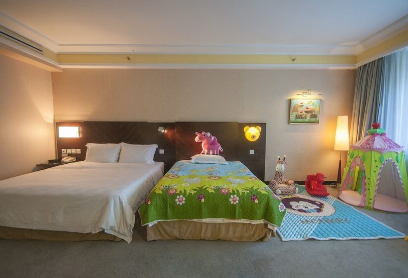 Семейный Номер, Lijiang Waterfall Hotel Guilin