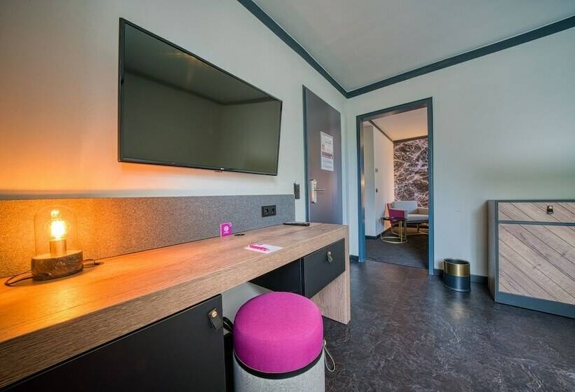 سوییت جونیور, Fourside Hotel Salzburg, Trademark Collection By Wyndham