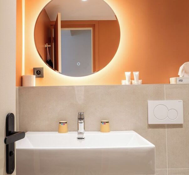 Номер Стандарт Трехместный, Best Western Plus Au Grand Saint Jean