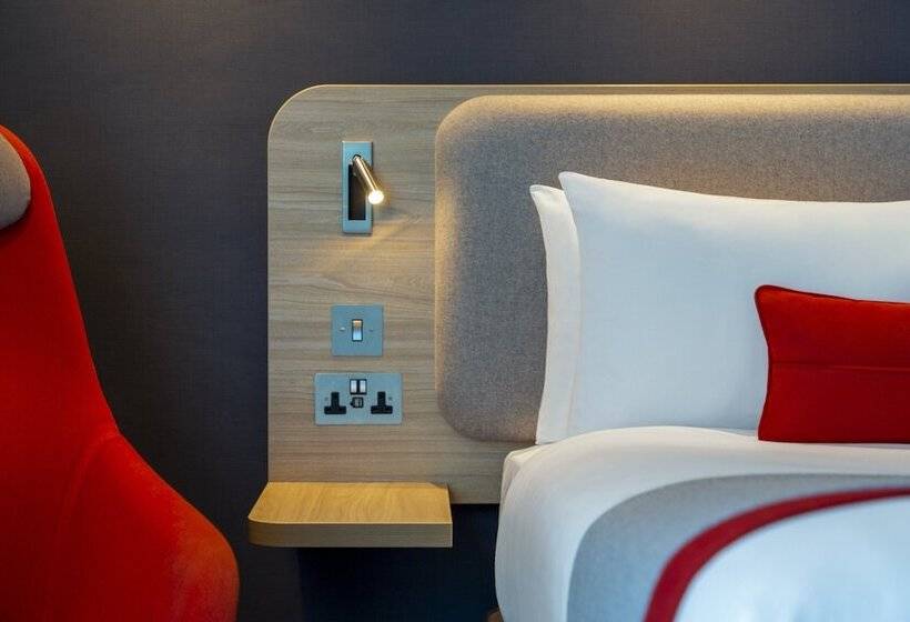 Номер Стандарт, Holiday Inn Express Earls Court, An Ihg