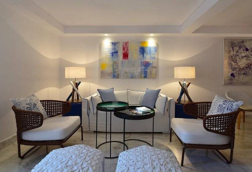 套房配有游泳池, Mykonos Grand Hotel & Resort