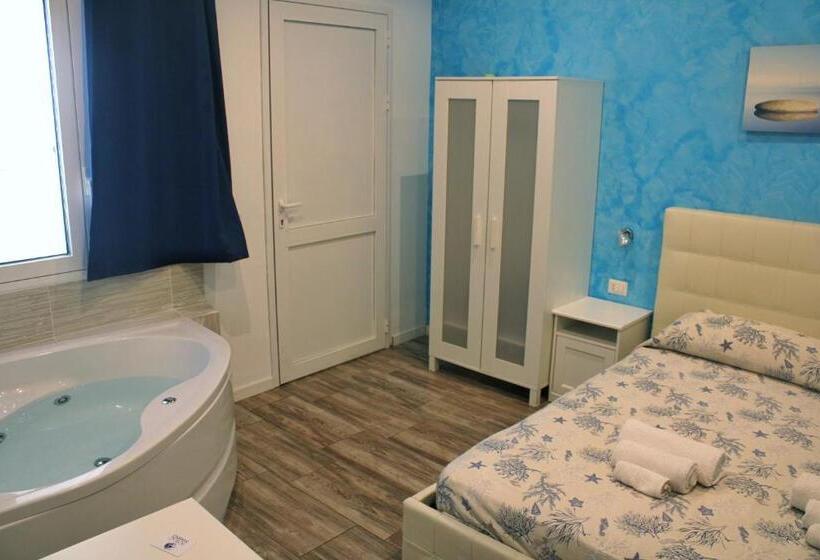 バスタブ付きスタンダードルーム, Borgo Marino Suite B&b