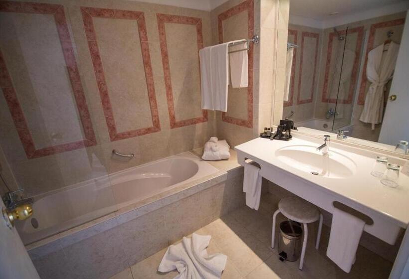 Номер Стандарт Вид на Сад, Golden Tulip Taj Sultan Resort