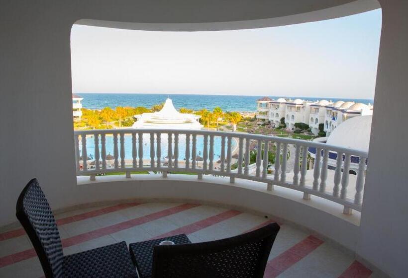 Полулюкс Вид на Море, Golden Tulip Taj Sultan Resort