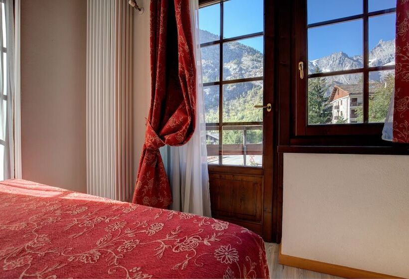 Номер Стандарт Индивидуальный, Ih Hotels Courmayeur Mont Blanc
