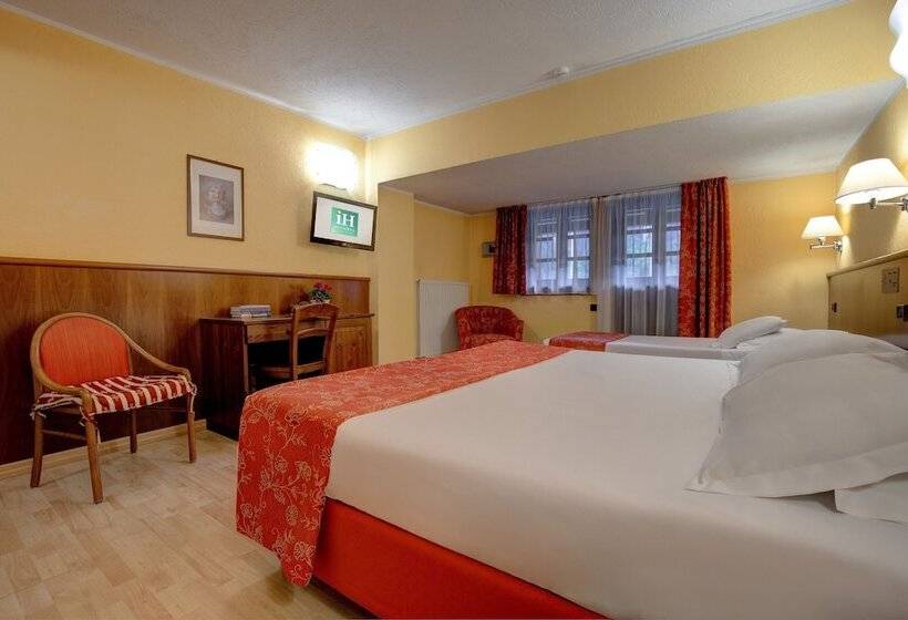 Номер Стандарт Трехместный, Ih Hotels Courmayeur Mont Blanc