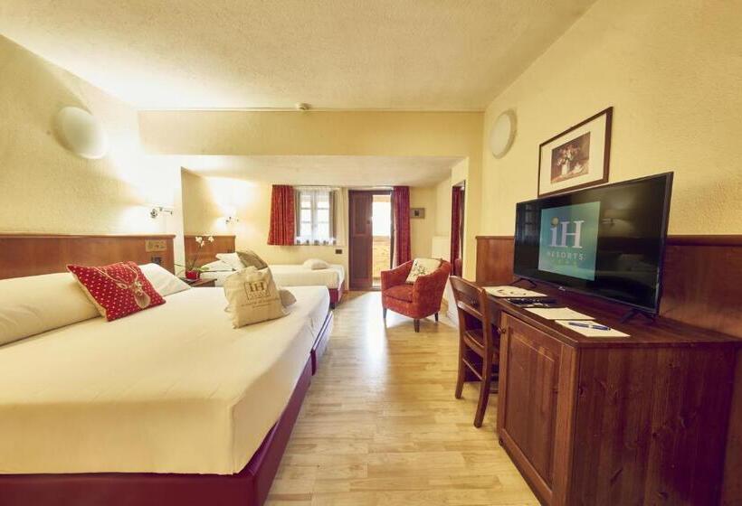 Номер Стандарт Трехместный, Ih Hotels Courmayeur Mont Blanc