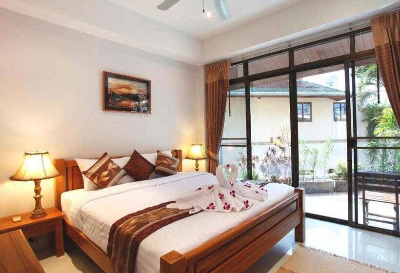 Вилла Deluxe 3 Спальни, Kata Sea View Villas