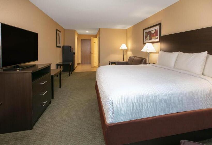 Люкс Кровать Кинг, Days Inn & Suites By Wyndham Florence/jackson Area