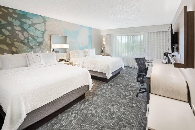 Suite Queen Bed, Courtyard By Marriott Bryan College Station