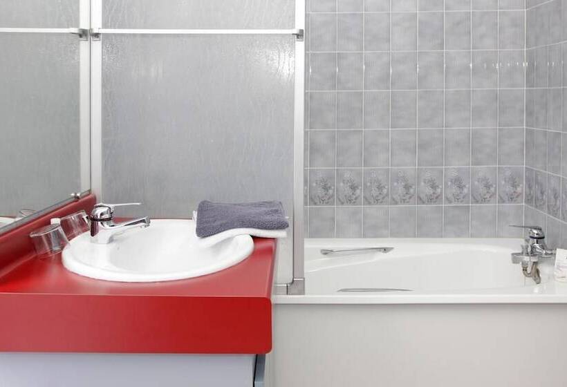 Номер Стандарт, Hôtel Vignemale