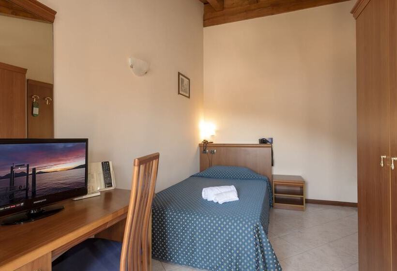 Habitación Estándar Individual, Boston
