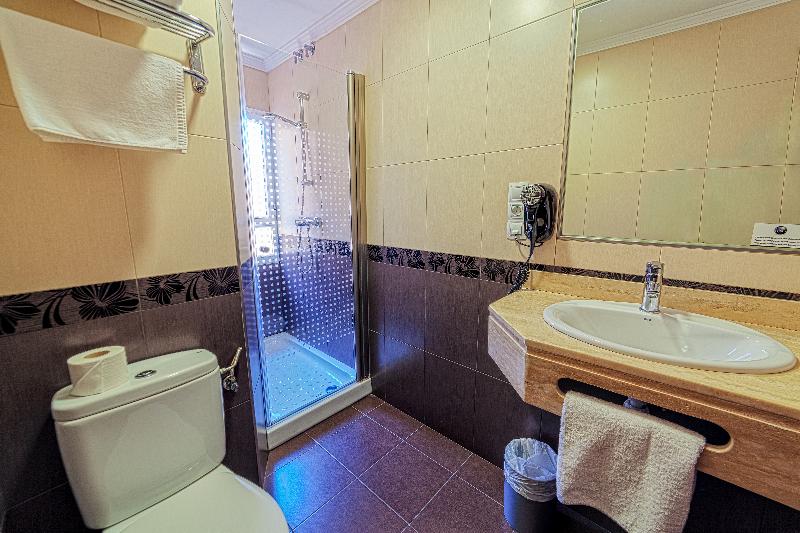 Cameră Standard Adaptată pentru Discapacitaţi, Hampton Inn Terre Haute