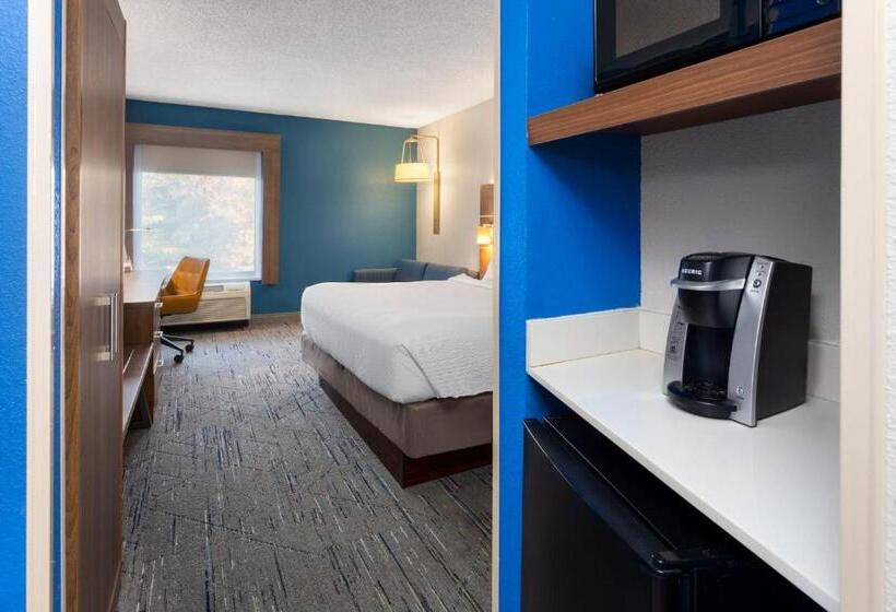 Номер Superior, Holiday Inn Express   New Albany