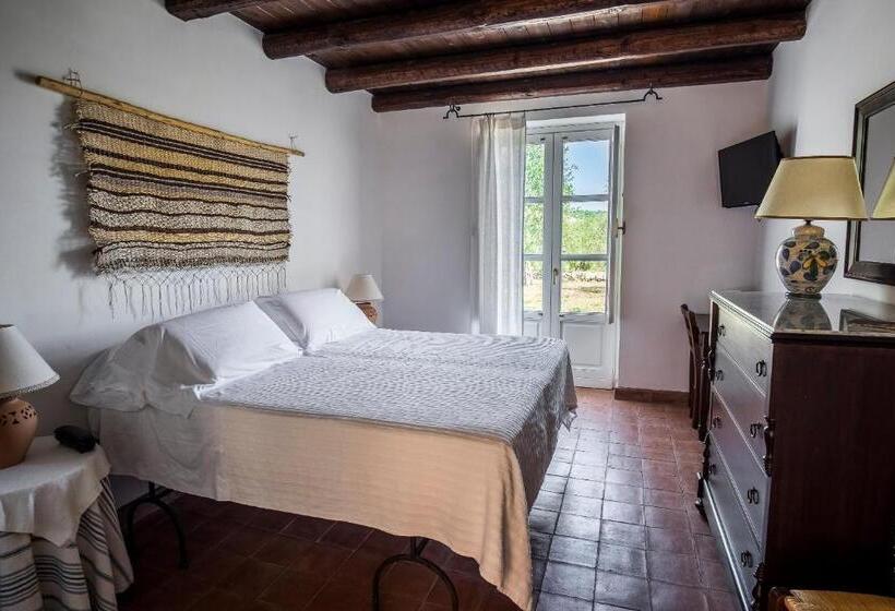 Standart Oda, Masseria Degli Ulivi   Noto