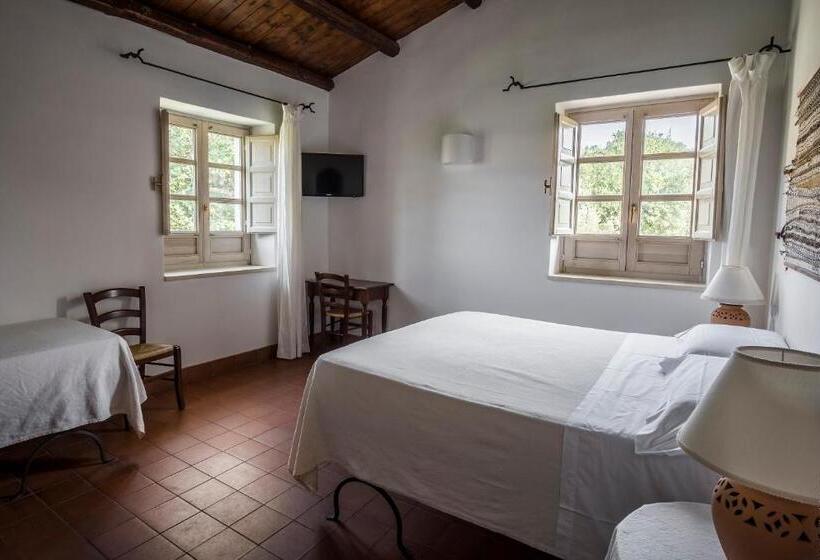Üç Kişilik Standart Oda, Masseria Degli Ulivi   Noto