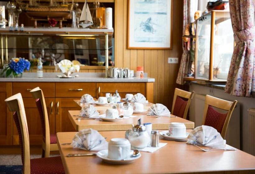 Трехместный Номер Комфорт, Inselhotel Ihnken