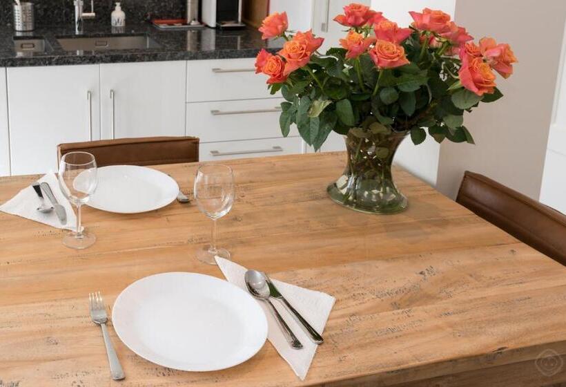 סוויטה, Artis Plantage Apartment