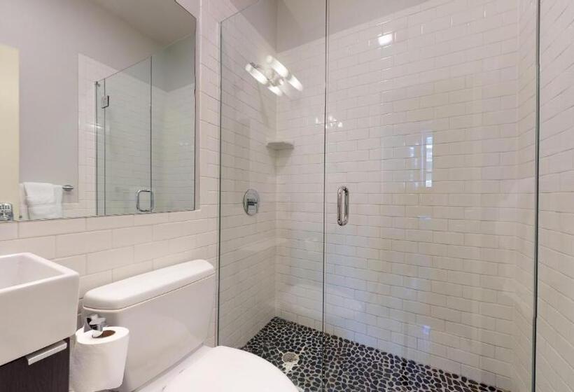 스탠다드 스튜디오, Charming Studio In Boston Brownstone, C. Ave #33
