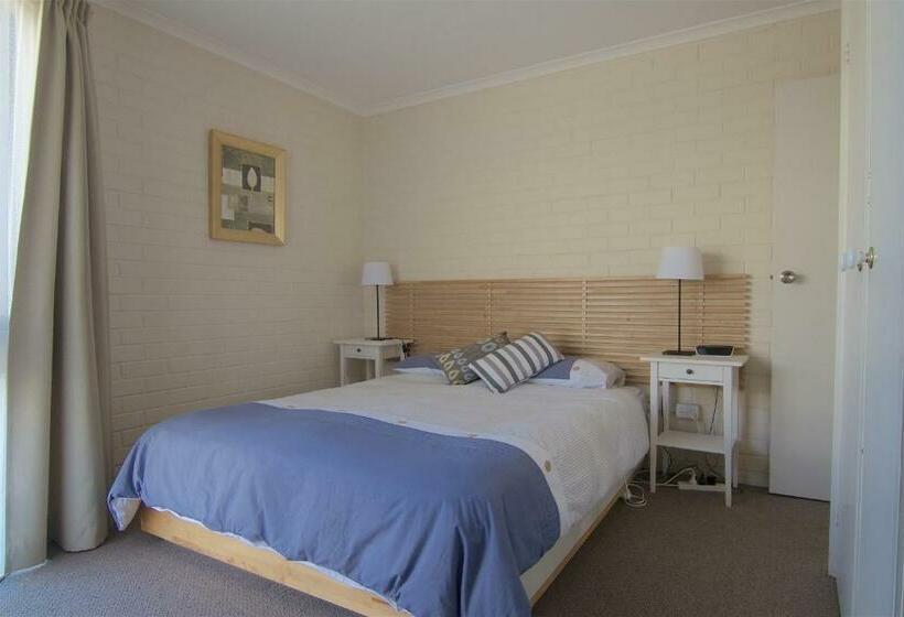 Апартаменты 2 Спальни, The Sands Holiday Apartments