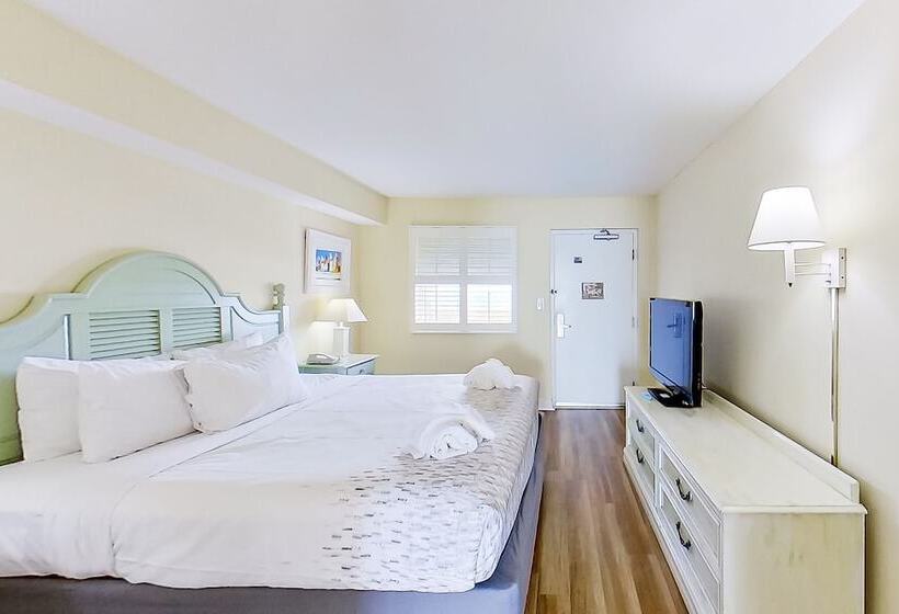 Люкс Вид на Море, Camelot By The Sea By Oceana Resorts
