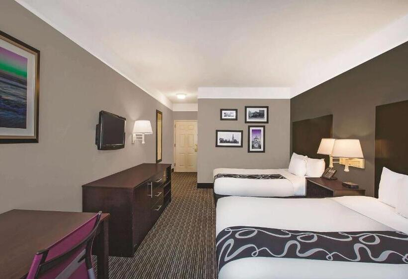 장애인을 위한 퀸사이즈 스탠다드 룸, La Quinta Inn & Suites By Wyndham Beaumont West