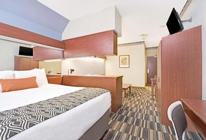 Люкс, Microtel Inn & Suites Urbandale