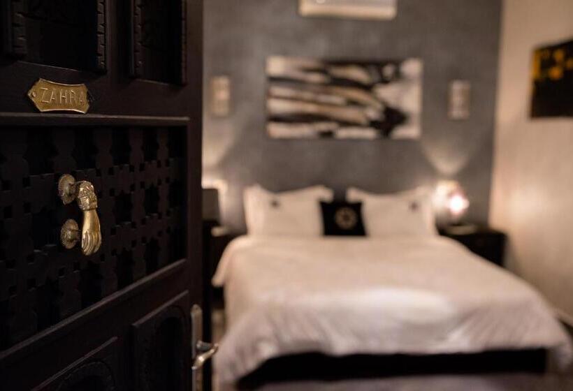 سوییت, Riad  Ksar Aylan