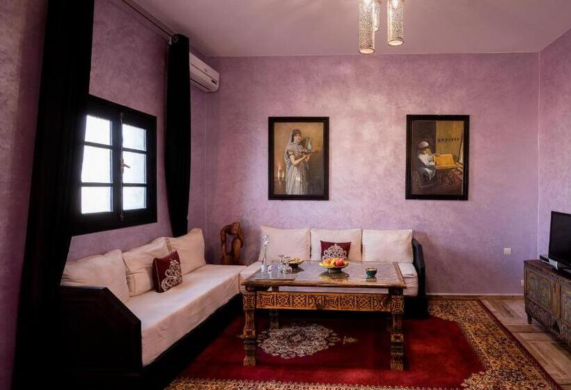 سوییت خانوادگی, Riad  Ksar Aylan