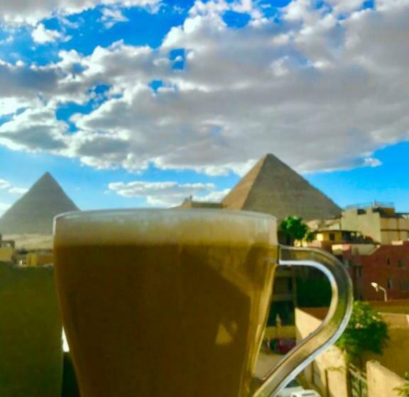 اتاق لوکس, Pyramids Paradise