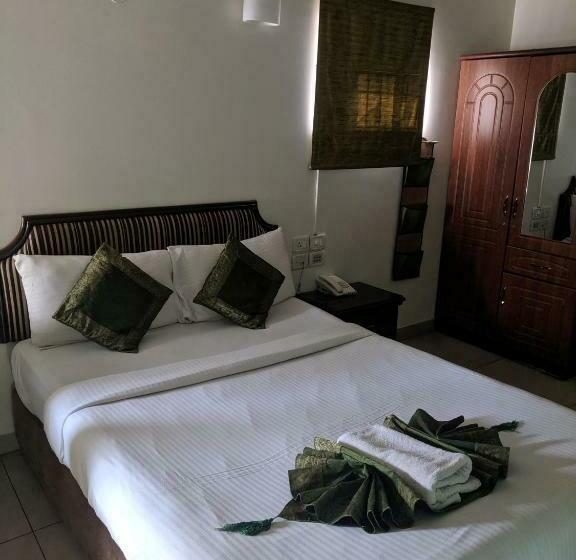 חדר דלוקס, Cubbon Suites   10 Minute Walk To Mg Road, Mg Road Metro And Church Street